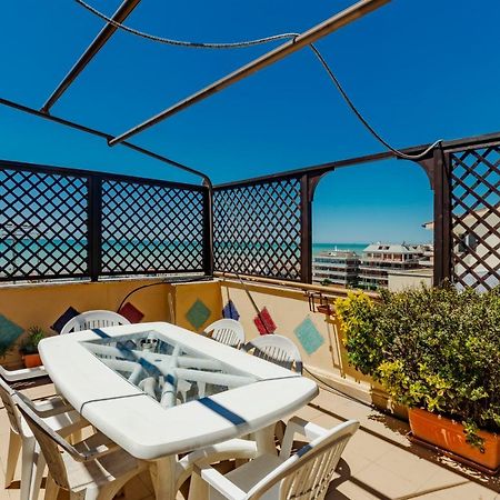 Appartamento Polo Natatorio Lido di Ostia Eksteriør bilde